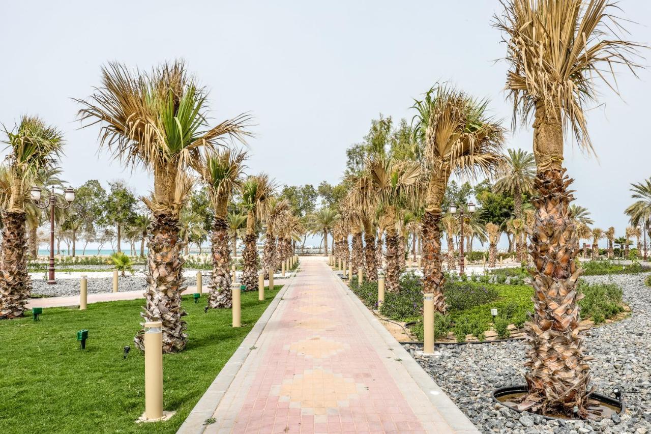Dhafra Beach Hotel Jebel Dhanna Esterno foto