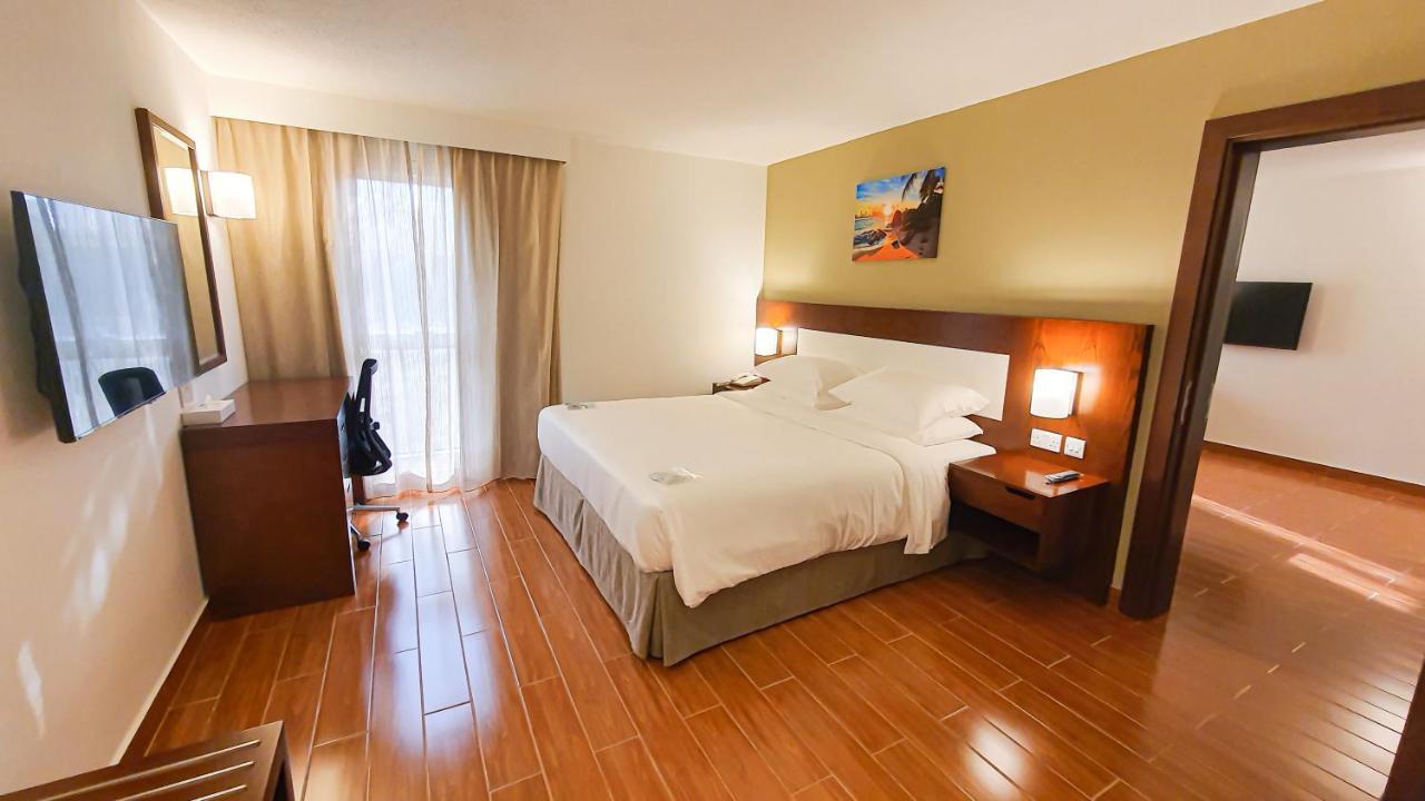 Dhafra Beach Hotel Jebel Dhanna Esterno foto
